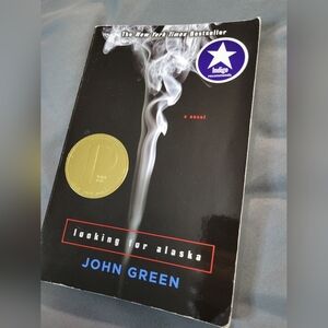 ✨️3/$25✨️ Looking for Alaska by John Green